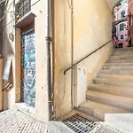 - A 7 Minuti A Piedi Dal Teatro Ariston Appartamento