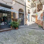 - A 7 Minuti A Piedi Dal Teatro Ariston Sanremo