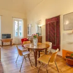 - A 7 Minuti A Piedi Dal Teatro Ariston Sanremo