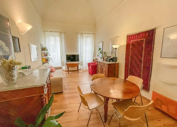 - A 7 Minuti A Piedi Dal Teatro Ariston