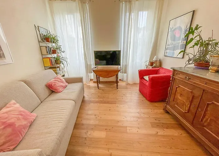 - A 7 Minuti A Piedi Dal Teatro Ariston Apartamento *